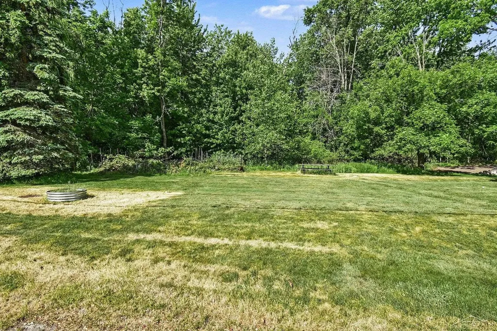 381 S Linwood Beach Road Kawkawlin Township MI 48634