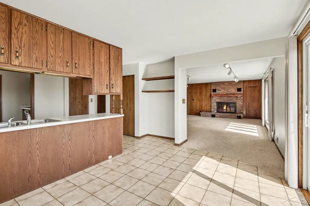 381 S Linwood Beach Road Kawkawlin Township MI 48634