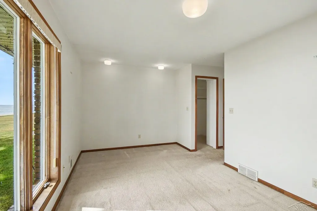 381 S Linwood Beach Road Kawkawlin Township MI 48634