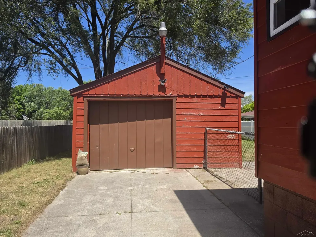 1424 Acacia Street Saginaw City MI 48602