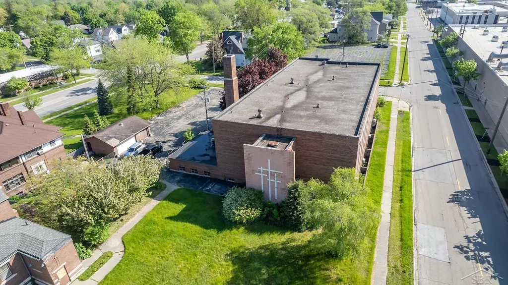 405 Hayes Street Saginaw City MI 48602