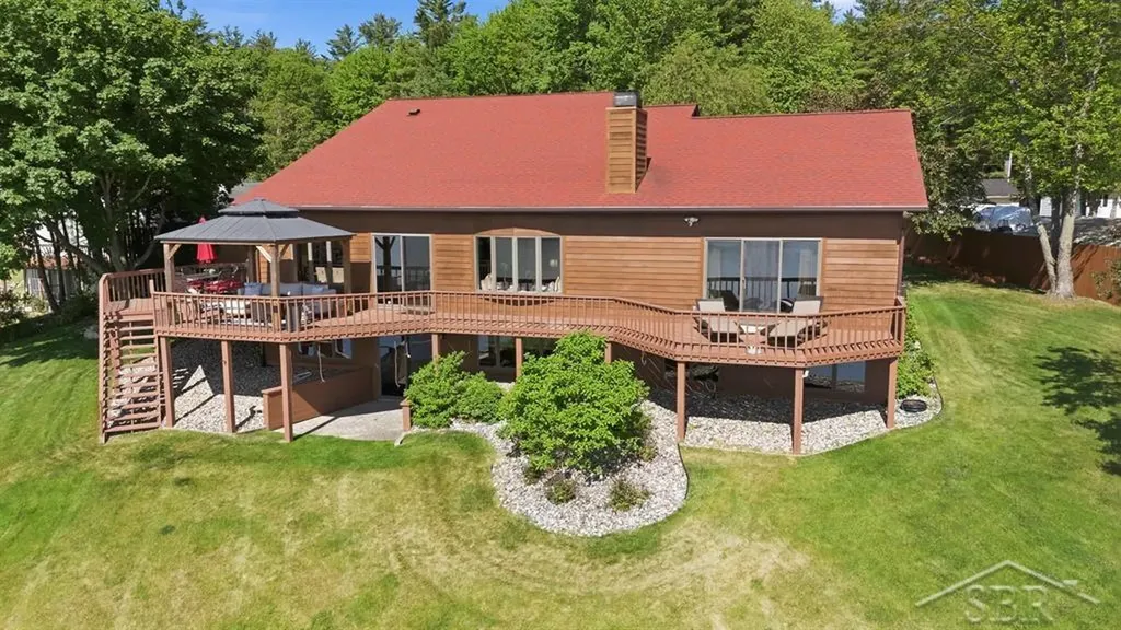 4448 N Verity Road Edenville Township MI 48657
