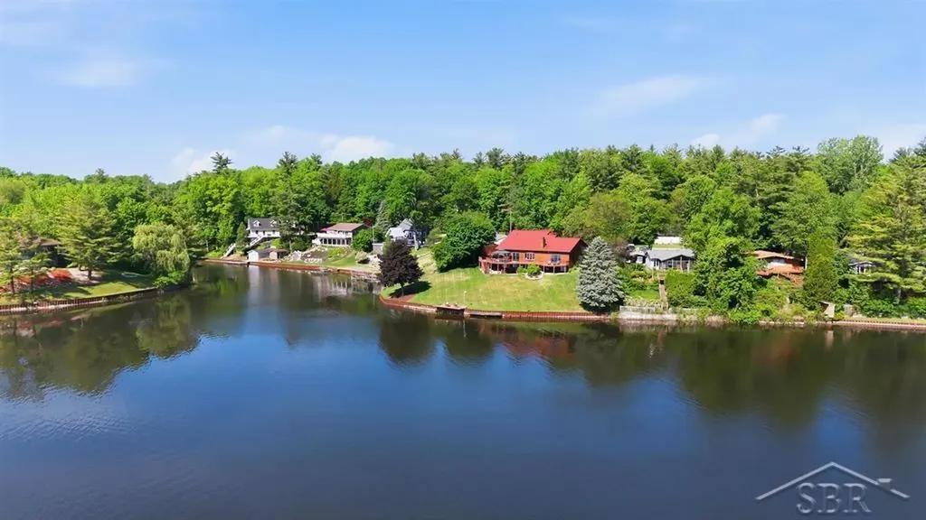 4448 N Verity Road Edenville Township MI 48657