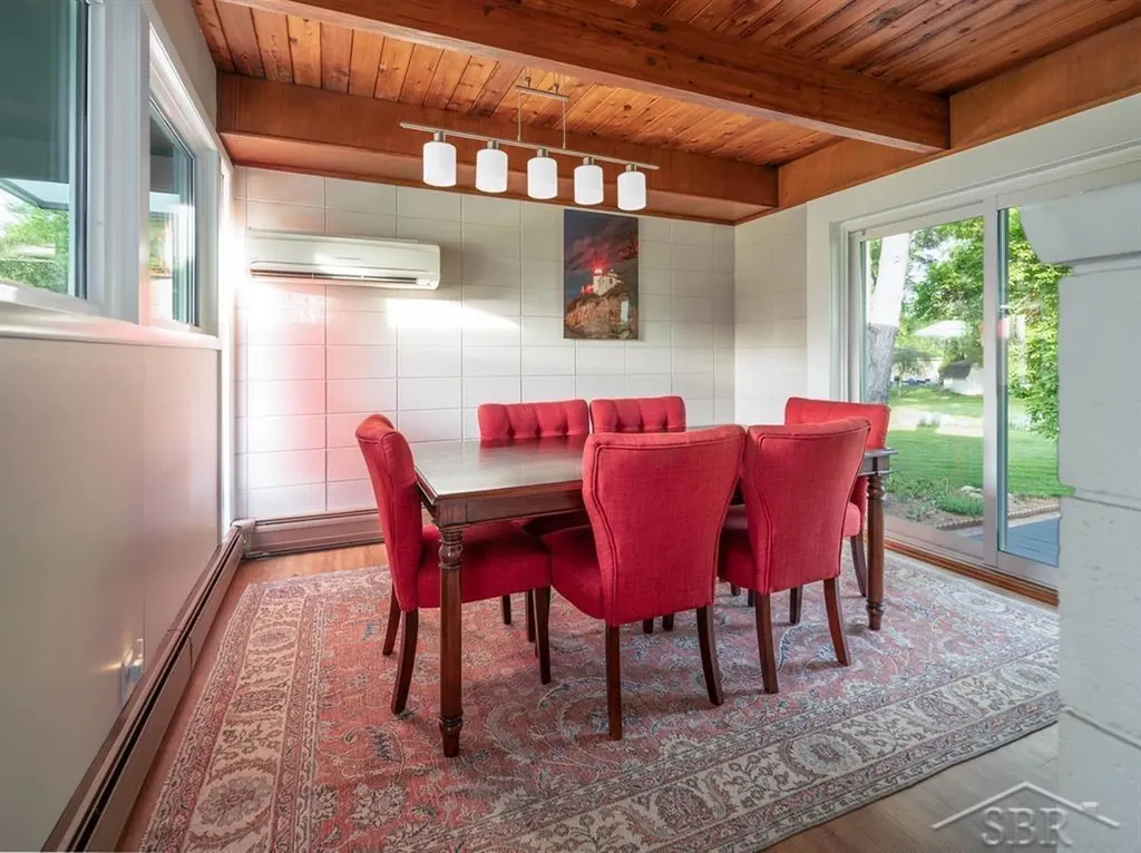 1395 Primrose Lane Dewitt Charter Township MI 48820