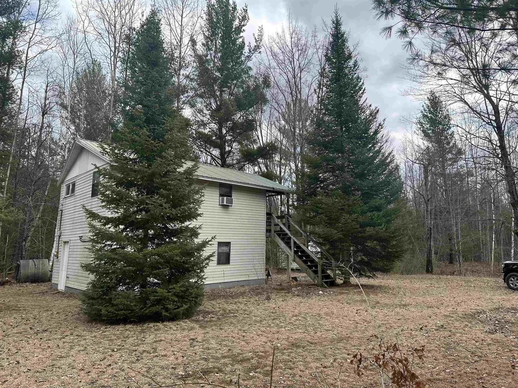 2934 River Ridge Road Moffatt Township MI 48610