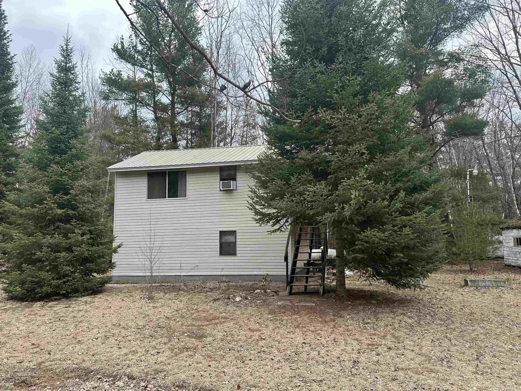 2934 River Ridge Road Moffatt Township MI 48610