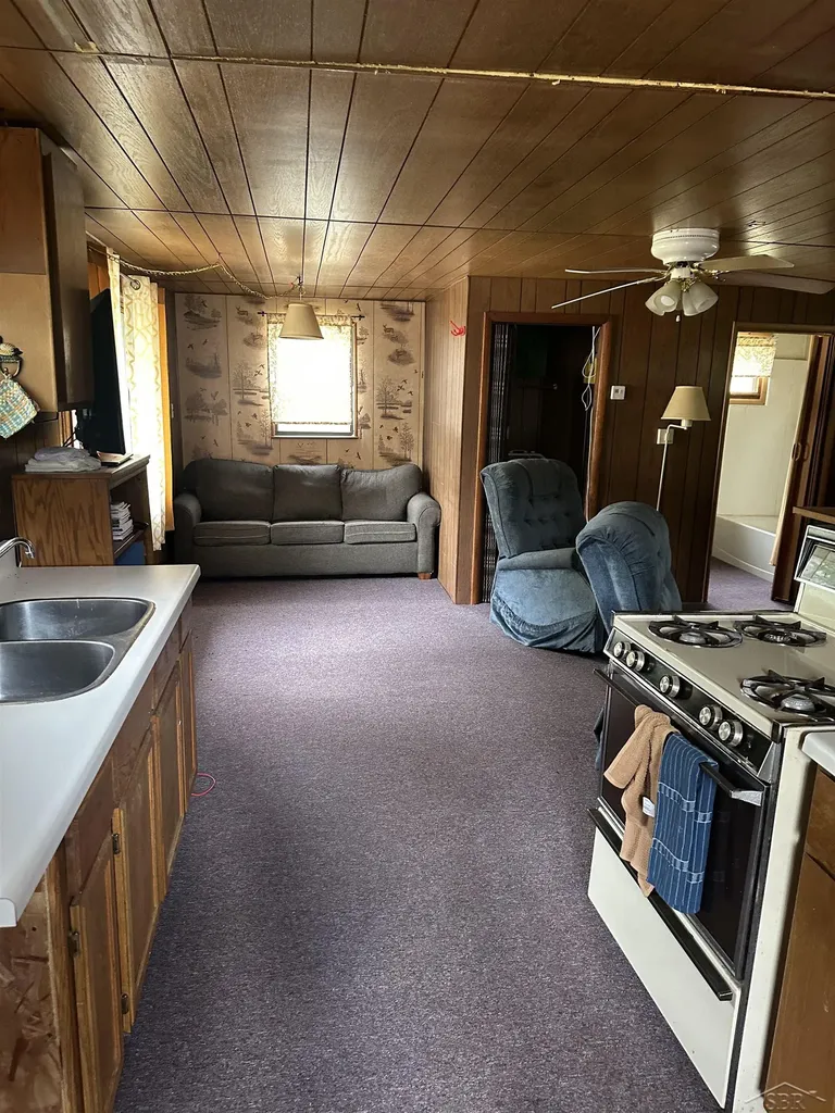 2934 River Ridge Road Moffatt Township MI 48610