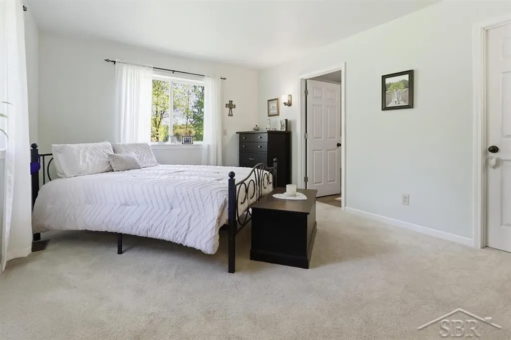 2775 E Siebert Road Larkin Charter Township MI 48642