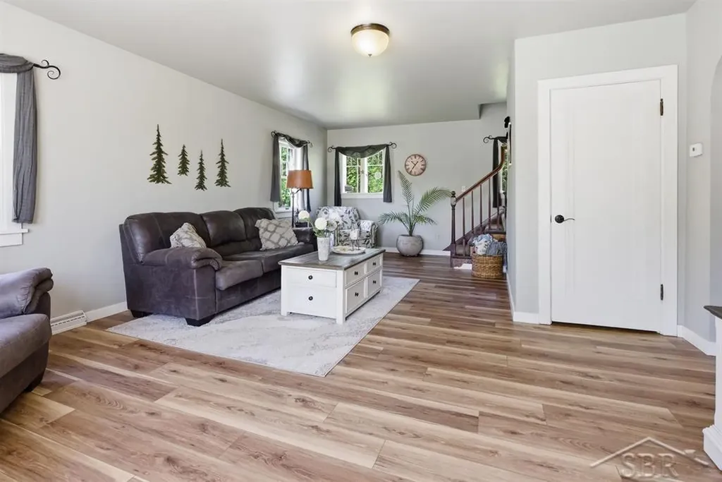2775 E Siebert Road Larkin Charter Township MI 48642