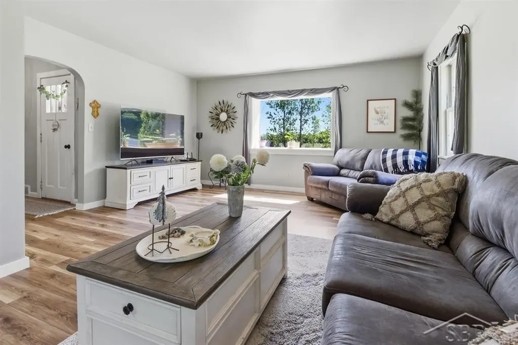2775 E Siebert Road Larkin Charter Township MI 48642