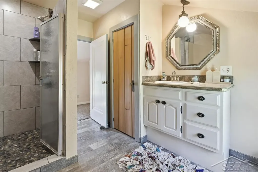 2775 E Siebert Road Larkin Charter Township MI 48642