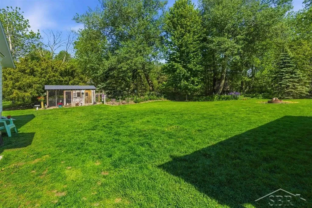 2775 E Siebert Road Larkin Charter Township MI 48642