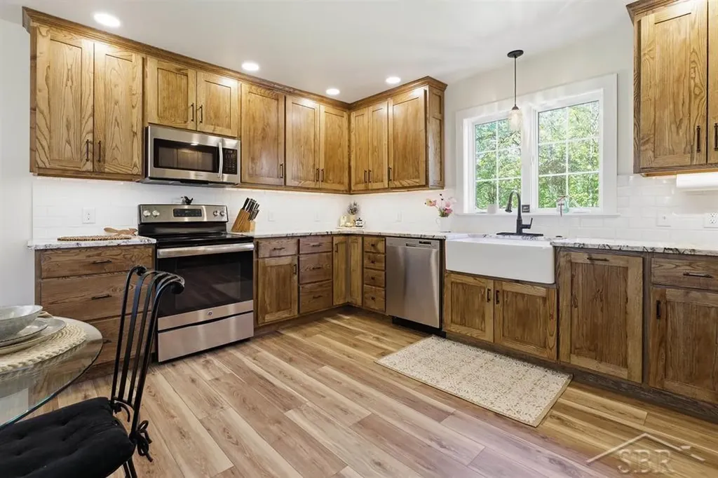 2775 E Siebert Road Larkin Charter Township MI 48642