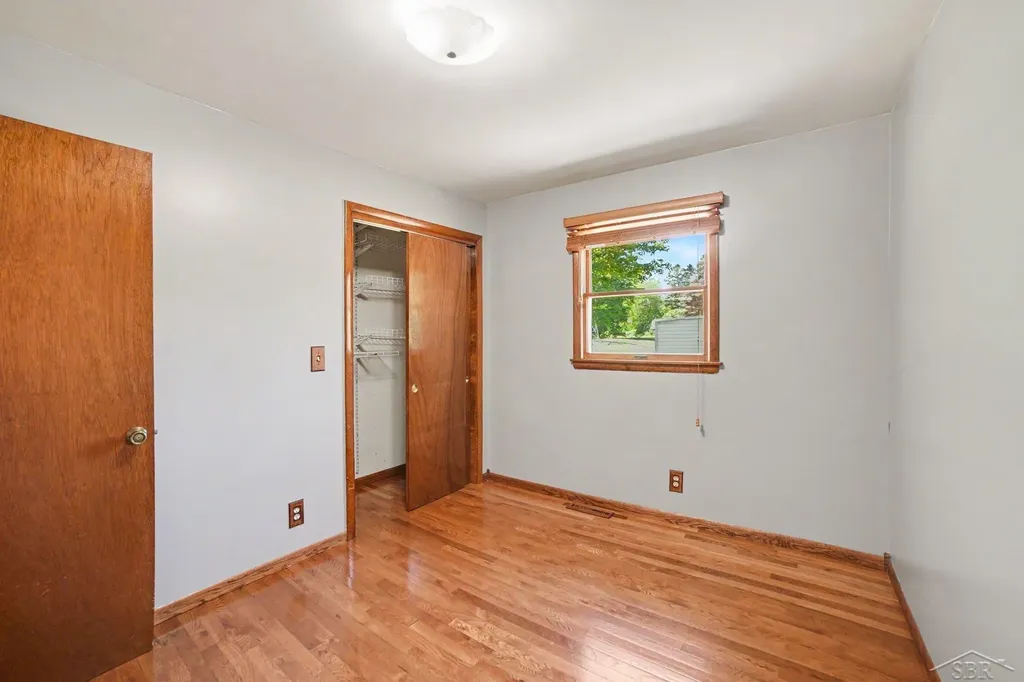 2792 E Miller Road Midland Charter Township MI 48640
