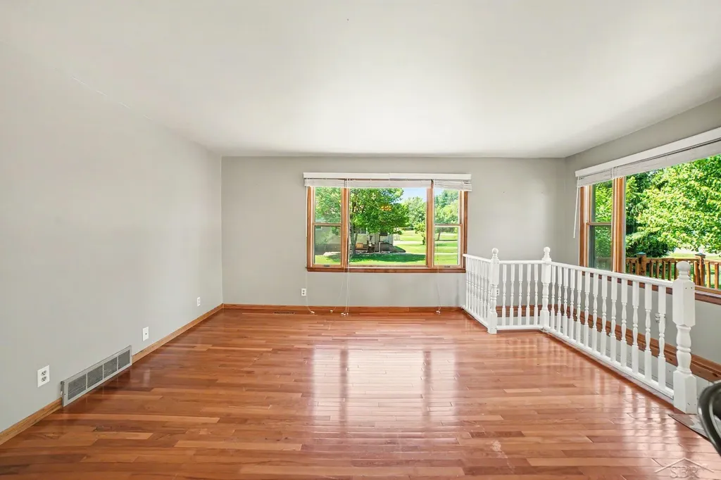 2792 E Miller Road Midland Charter Township MI 48640
