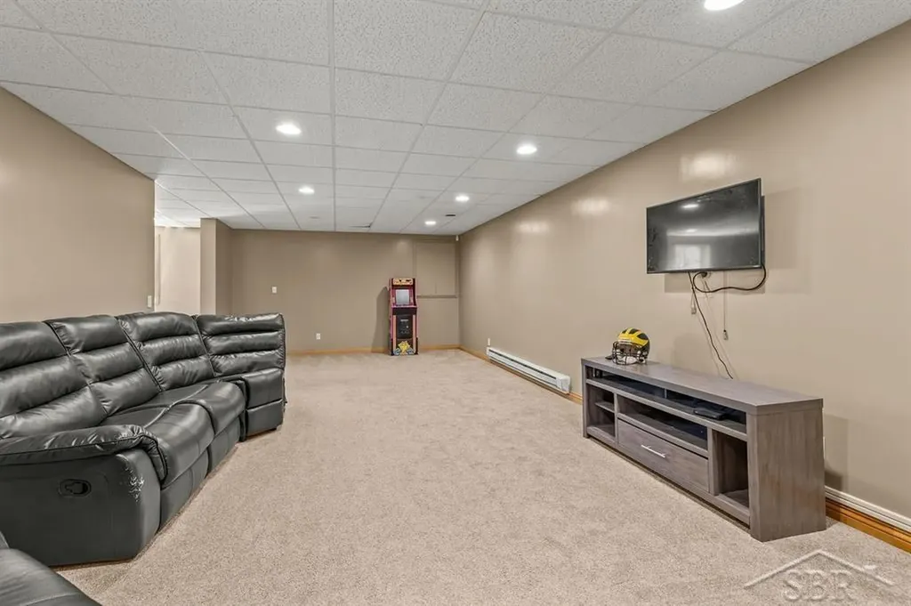 403 Shirewood Lane Midland City MI 48642