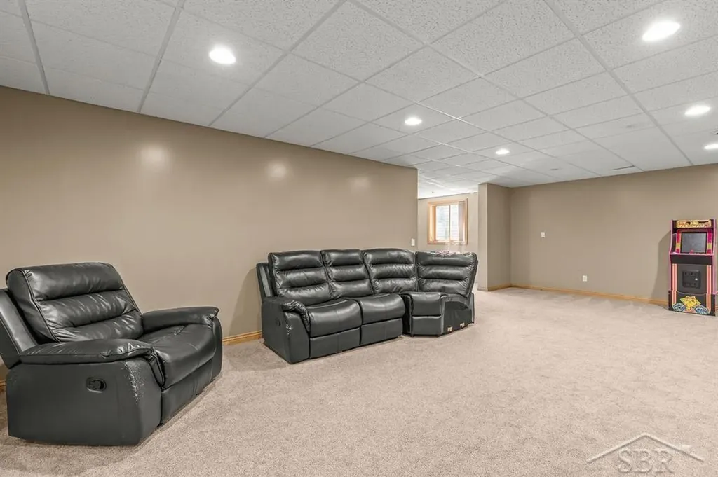 403 Shirewood Lane Midland City MI 48642