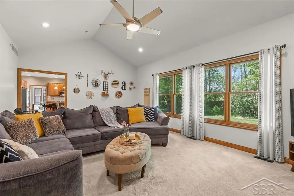 403 Shirewood Lane Midland City MI 48642