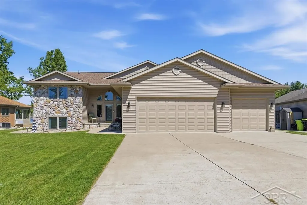 4984 Dunbar Court Butman Township MI 48624