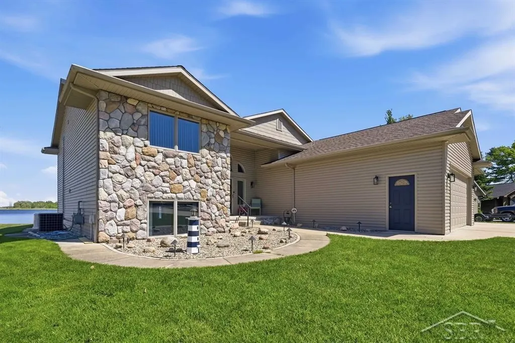 4984 Dunbar Court Butman Township MI 48624