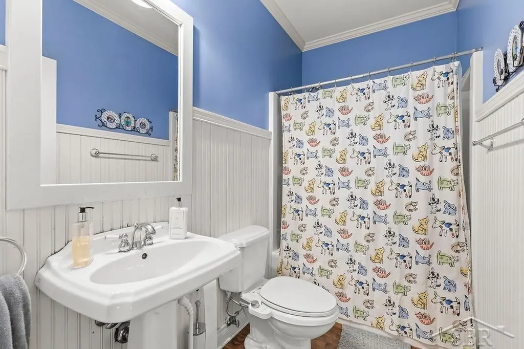 2961 Laurel Park Saginaw Charter Township MI 48603