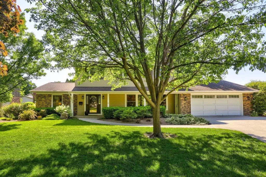 934 Eastgate Court Frankenmuth City MI 48734