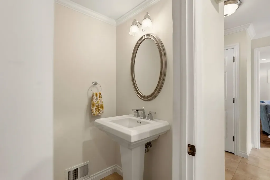 934 Eastgate Court Frankenmuth City MI 48734