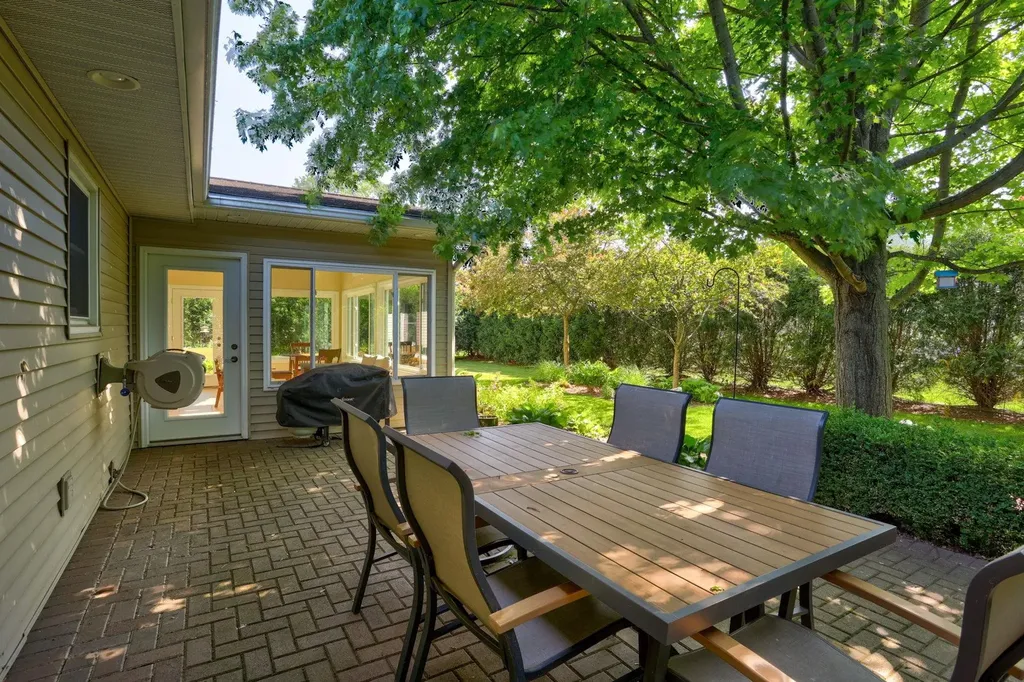 934 Eastgate Court Frankenmuth City MI 48734