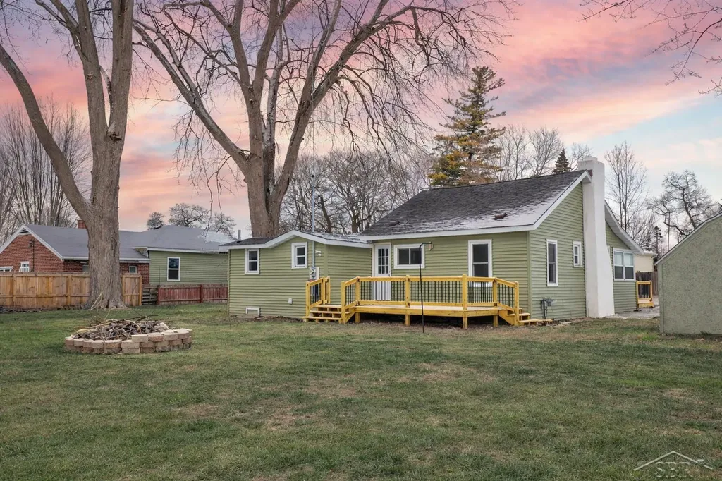 39 Spruce Ridge Drive Bangor Charter Township MI 48706