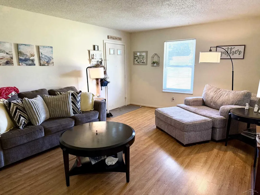 4566 Shattuck Road Saginaw Charter Township MI 48603