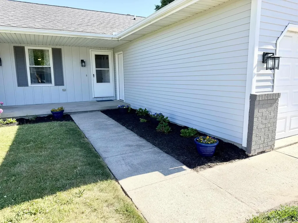 4566 Shattuck Road Saginaw Charter Township MI 48603