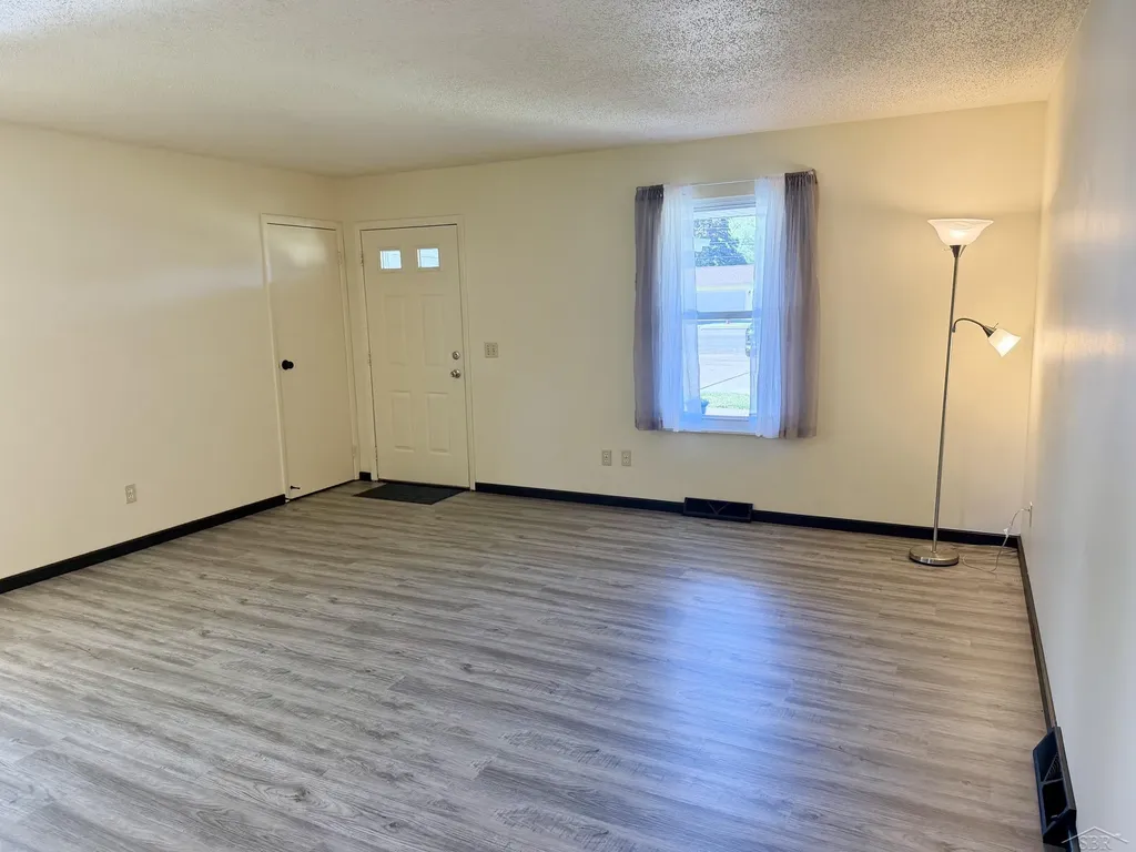 4566 Shattuck Road Saginaw Charter Township MI 48603