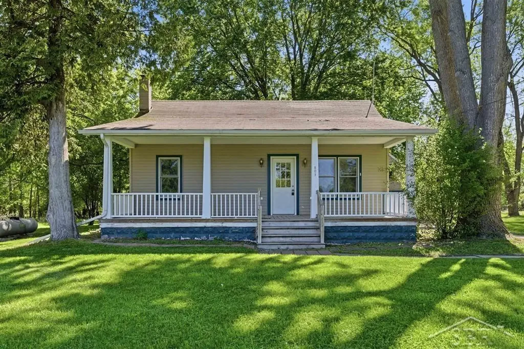 801 Atwell Street Midland City MI 48640