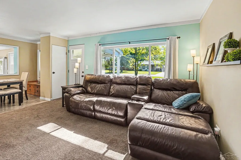 1225 Harding Road Hampton Charter Township MI 48732