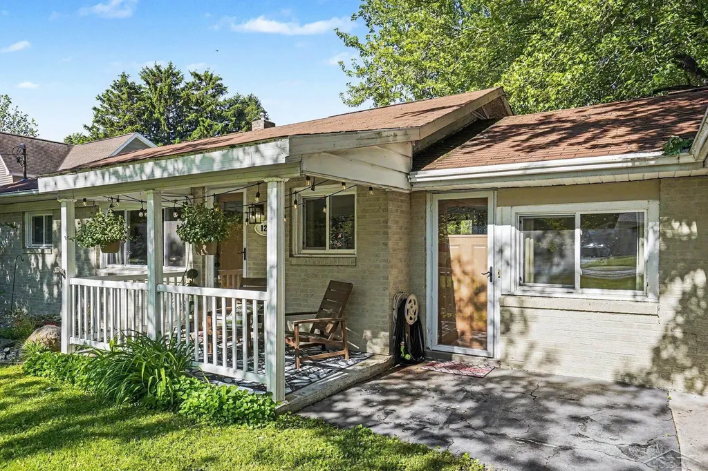 1225 Harding Road Hampton Charter Township MI 48732