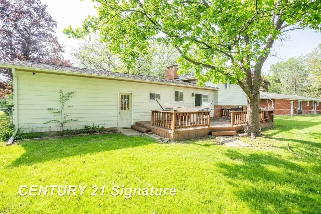 1650 Fromm Drive Saginaw Charter Township MI 48638