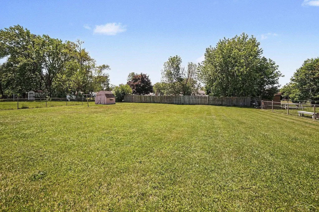 4925 Lorraine Avenue Carrollton Township MI 48604