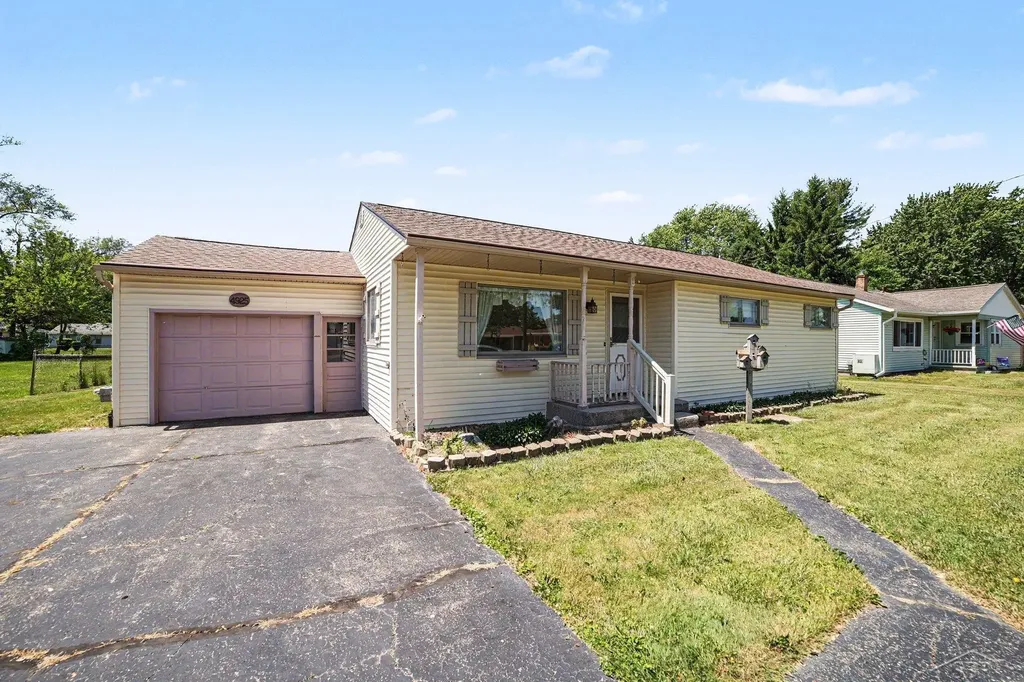 4925 Lorraine Avenue Carrollton Township MI 48604