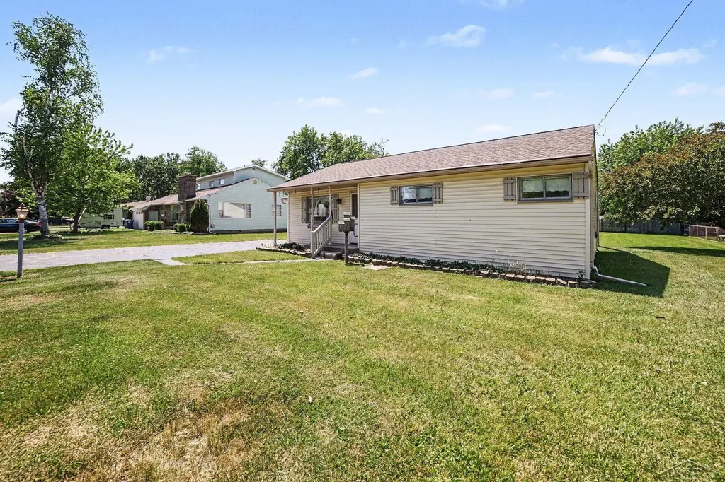 4925 Lorraine Avenue Carrollton Township MI 48604