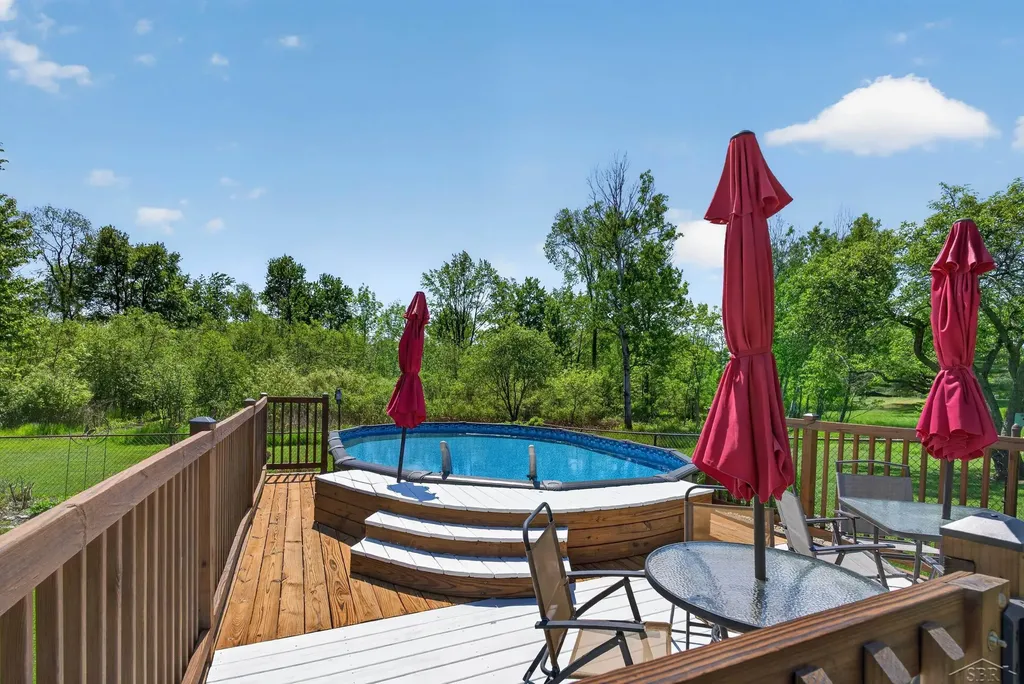 637 Riverview Court Grout Township MI 48624