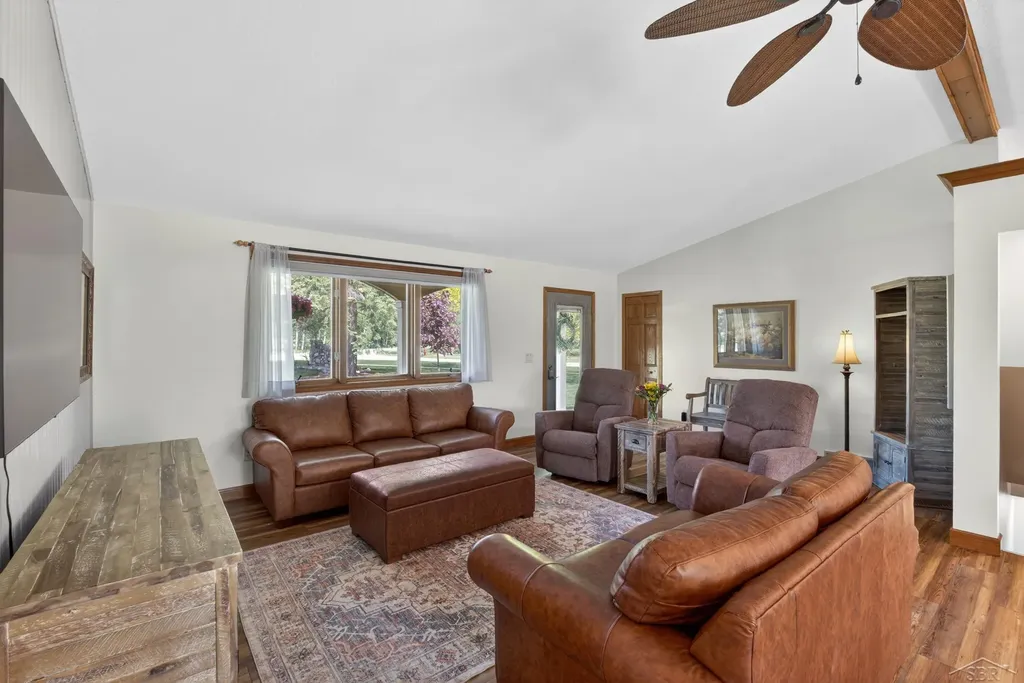 637 Riverview Court Grout Township MI 48624