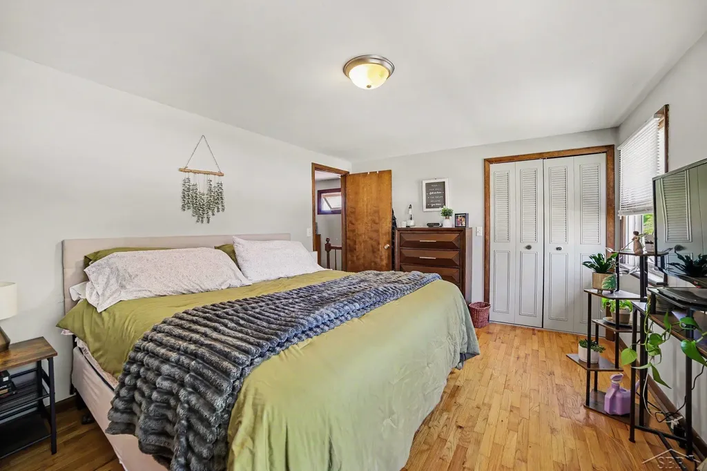 660 Plymouth Road Saginaw Charter Township MI 48638