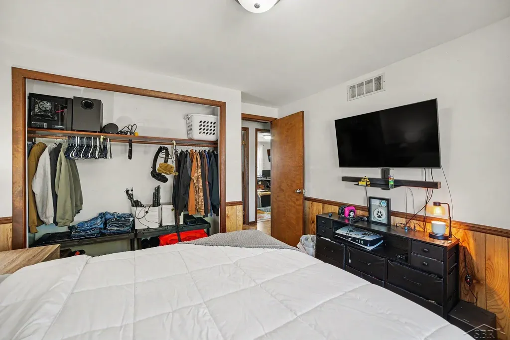 660 Plymouth Road Saginaw Charter Township MI 48638