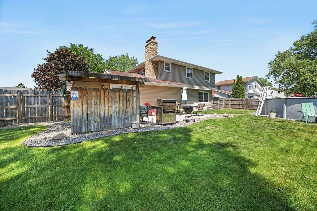 660 Plymouth Road Saginaw Charter Township MI 48638