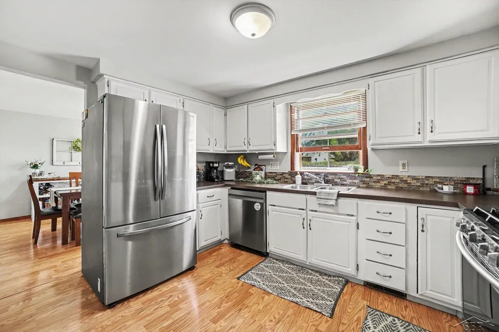 660 Plymouth Road Saginaw Charter Township MI 48638