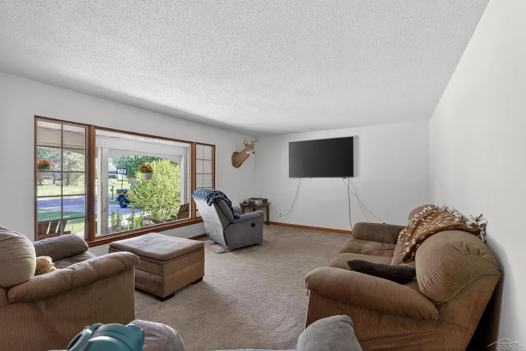 3121 E Bullock Creek Drive Midland Charter Township MI 48640