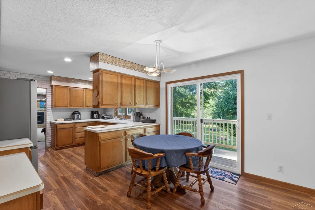3121 E Bullock Creek Drive Midland Charter Township MI 48640