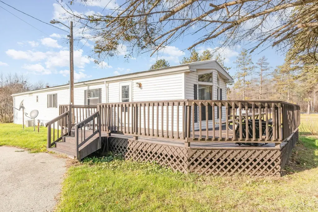 3532 S Ten Mile Road Porter Township MI 48615