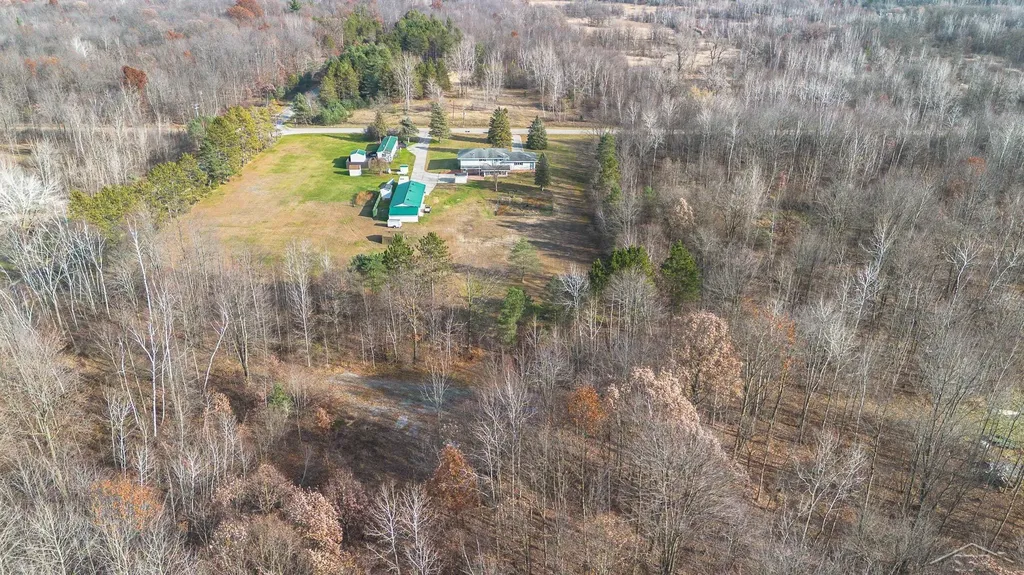 3532 S Ten Mile Road Porter Township MI 48615