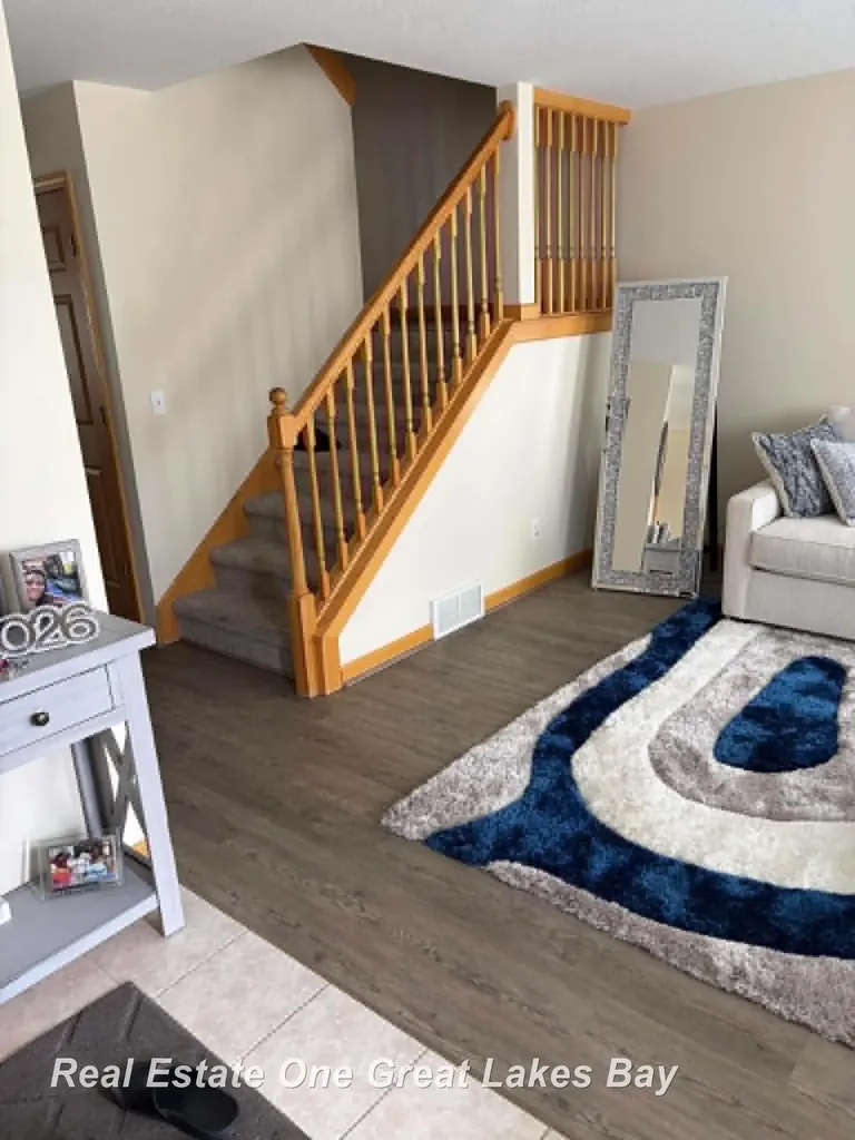 2894 Pimlico Lane Saginaw Charter Township MI 48603